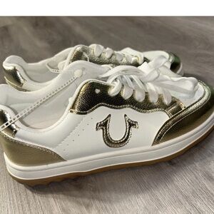 NEW True Religion Karlie Court Sneakers